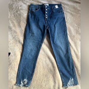 Abercrombie High Rise Super Skinny Ankle Jean - Size 14R / 32 - NWT